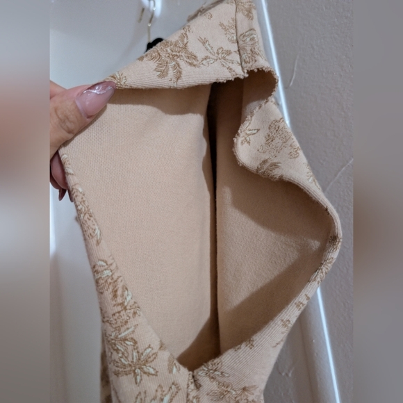 Aerie Tan Floral Short Sleeve Tee - Picture 9 of 9